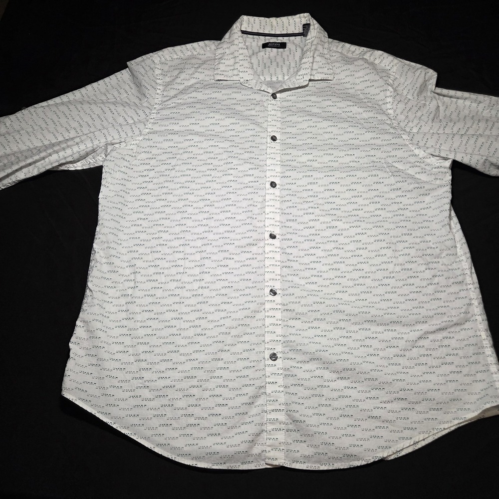 Alfani Mens Shirt XL White Blue Dash Geometric Regular Fit Cotton Button Down LS